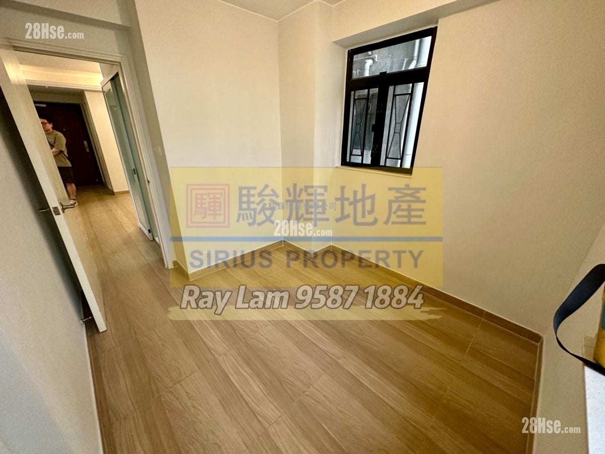 Prosperous Garden Sell 2 Bedrooms , 1 Bathroom 478 ft²