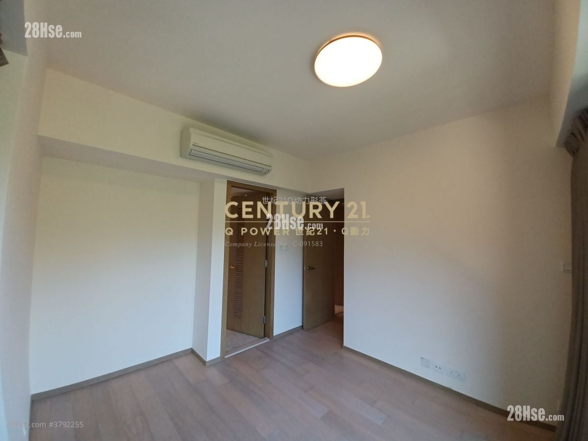 香岛 租盘 4 房 , 3 浴室 1,188 平方尺