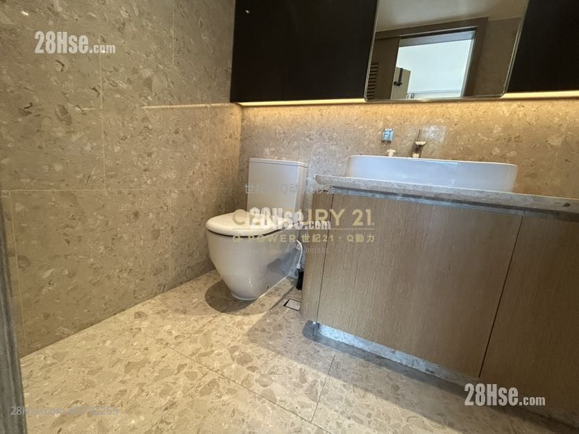 香岛 租盘 4 房 , 3 浴室 1,188 平方尺