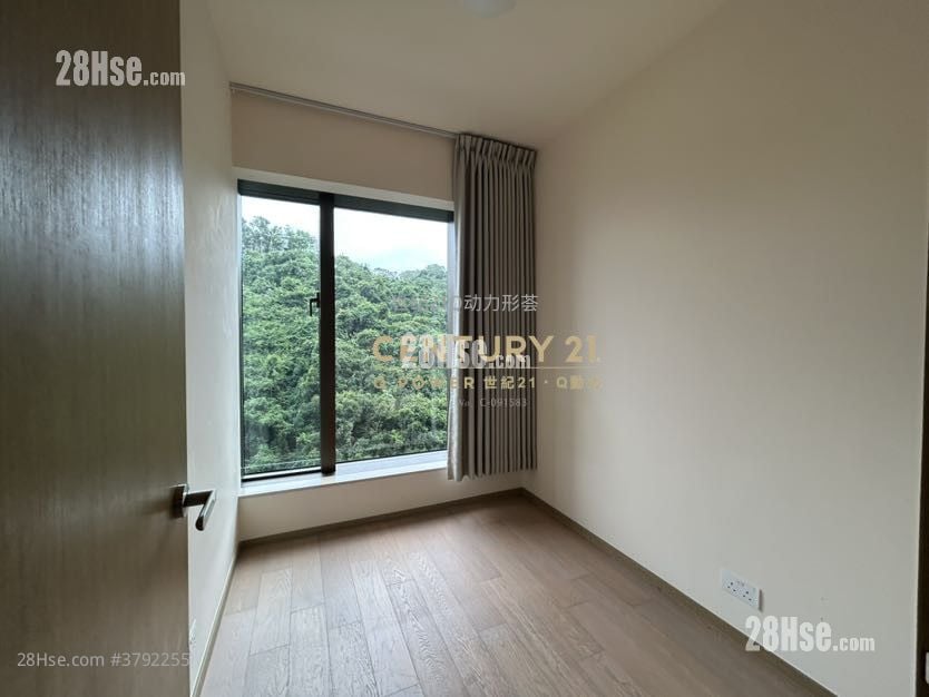 香岛 租盘 4 房 , 3 浴室 1,188 平方尺