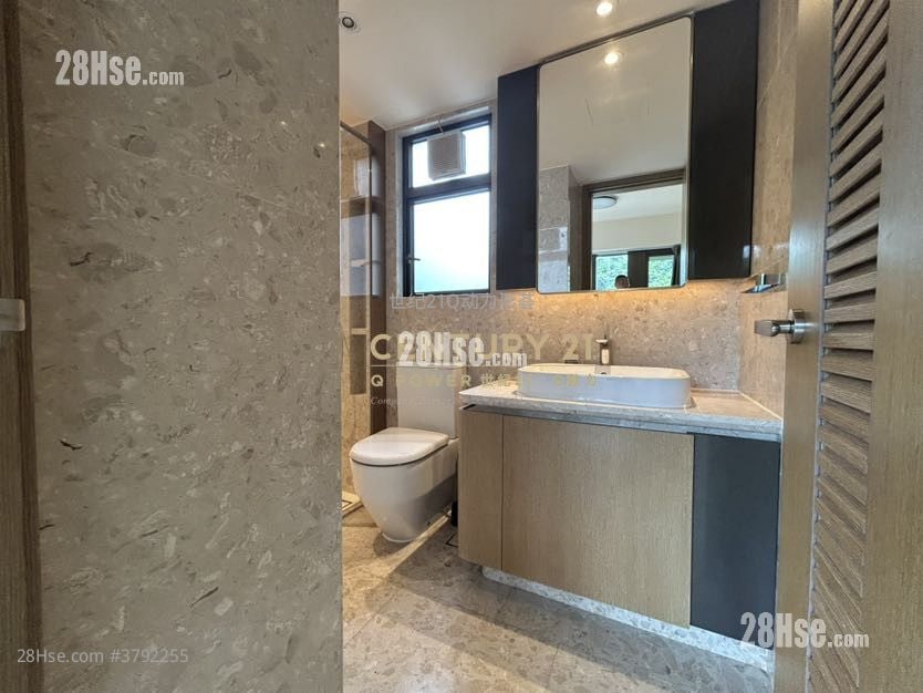 香岛 租盘 4 房 , 3 浴室 1,188 平方尺