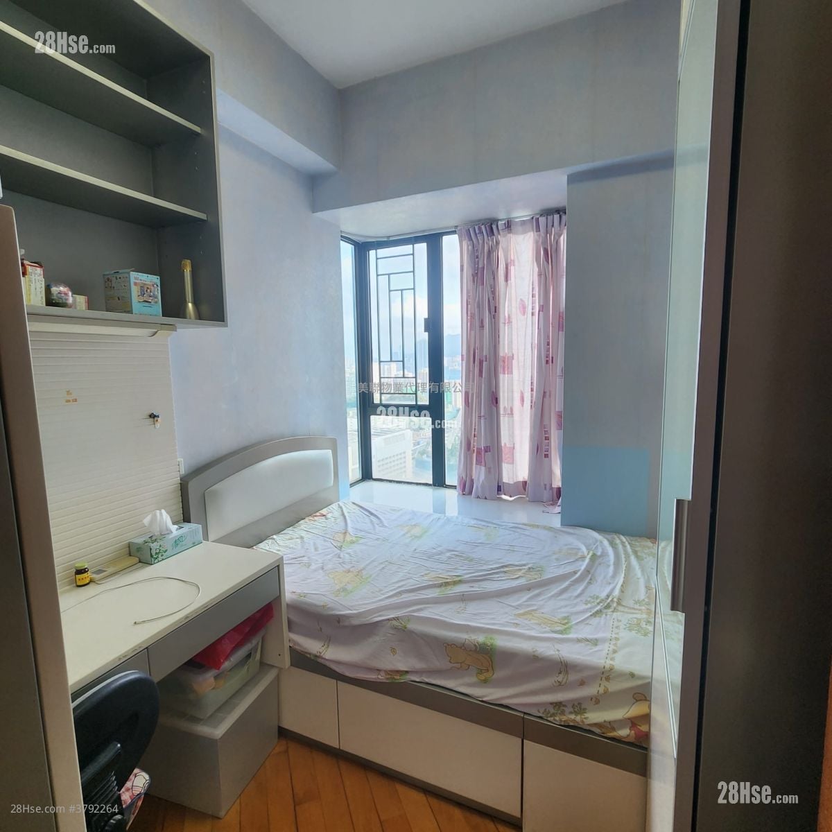 Ellery Terrace Sell 3 Bedrooms 913 ft²