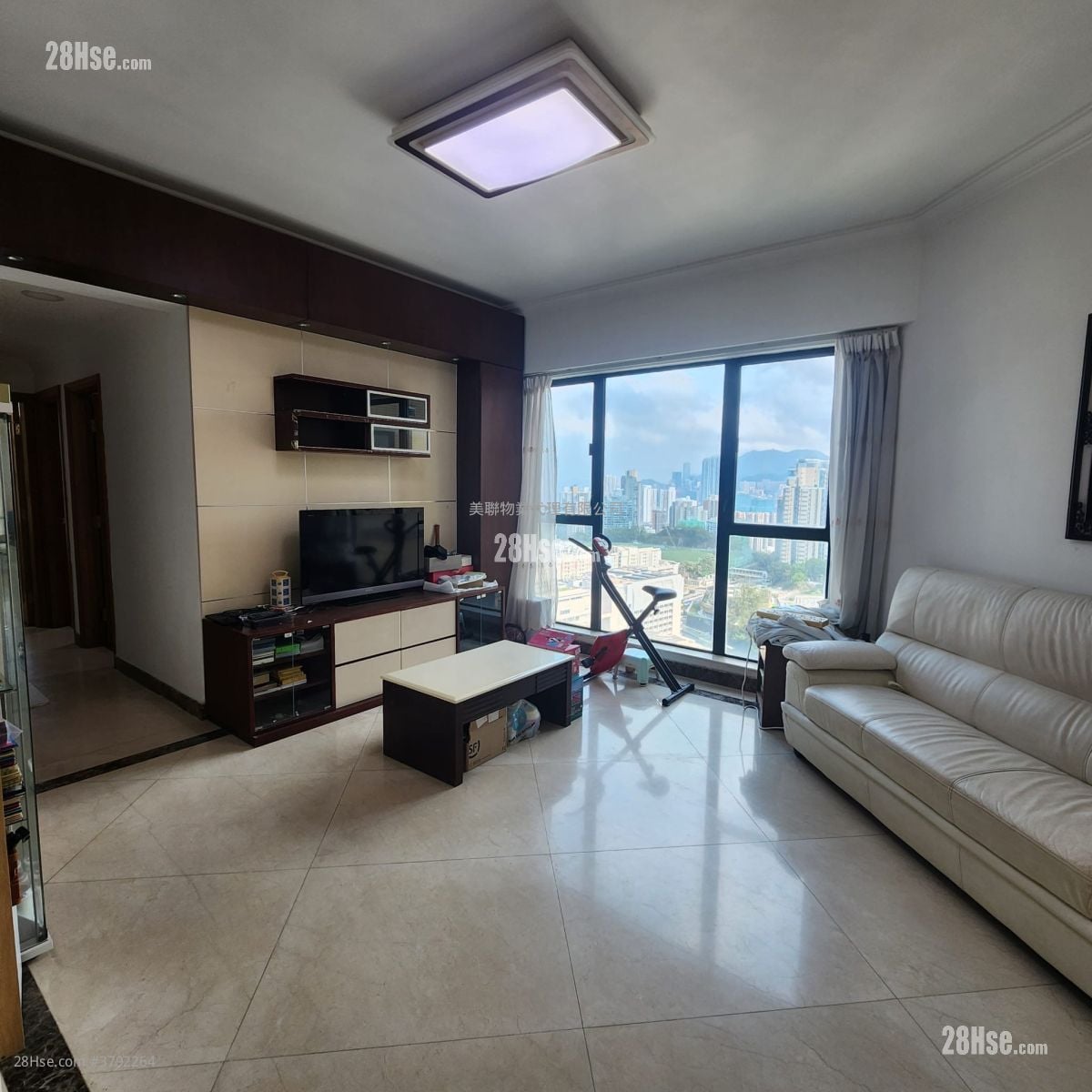 Ellery Terrace Sell 3 Bedrooms 913 ft²