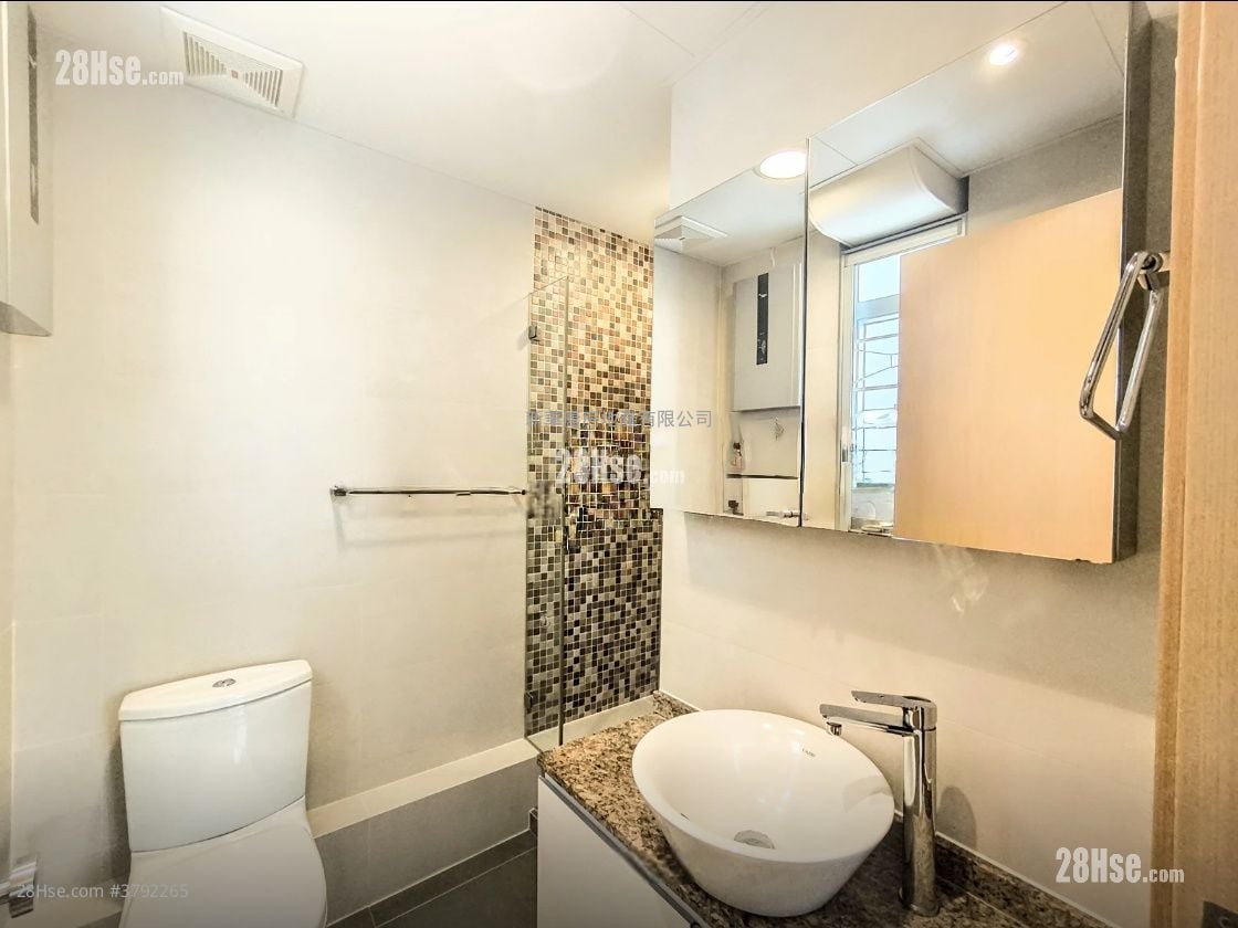 新丽阁 租盘 3 房 , 2 浴室 811 平方尺