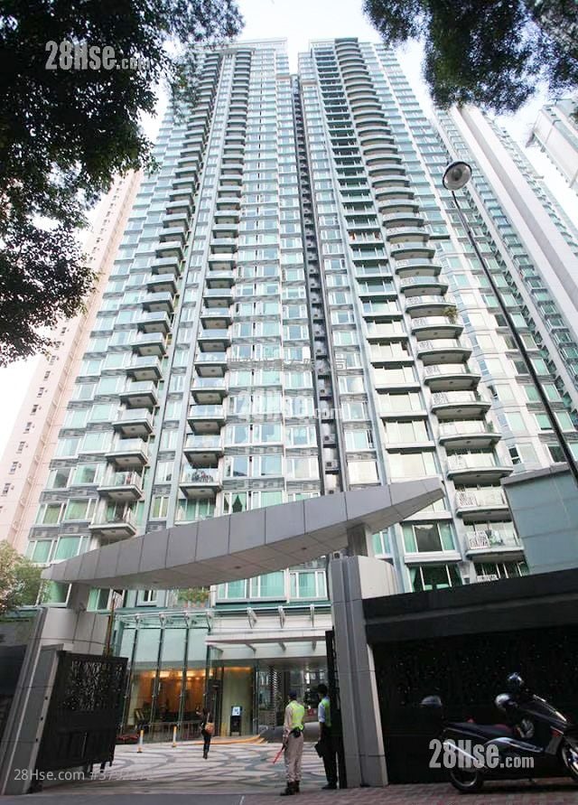 The Legend Rental 3 Bedrooms , 1 Bathroom 867 ft²