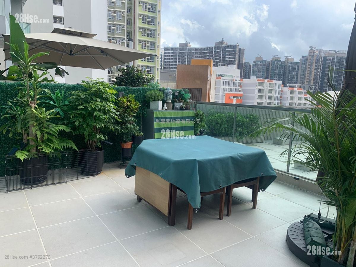 Savannah Sell 2 Bedrooms , 1 Bathroom 442 ft²