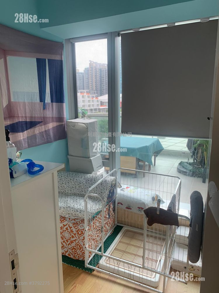 Savannah Sell 2 Bedrooms , 1 Bathroom 442 ft²