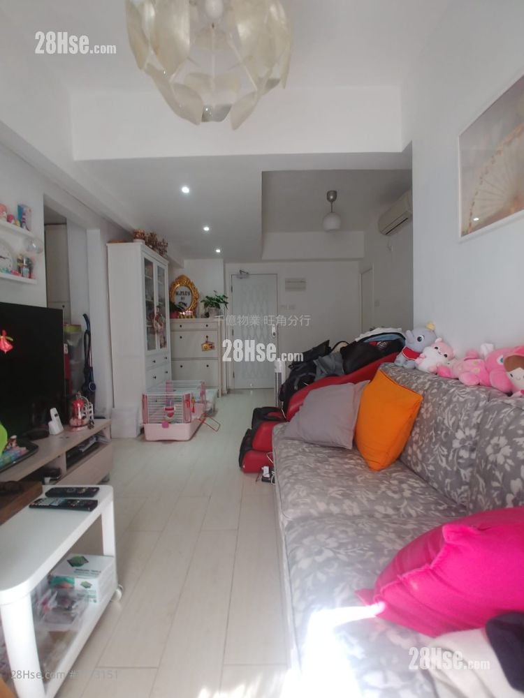 Kui Shing Building Sell 2 Bedrooms 352 ft²