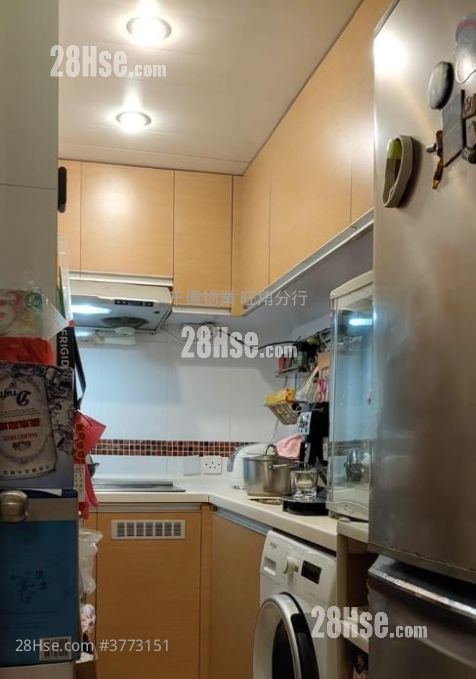 Kui Shing Building Sell 2 Bedrooms 352 ft²