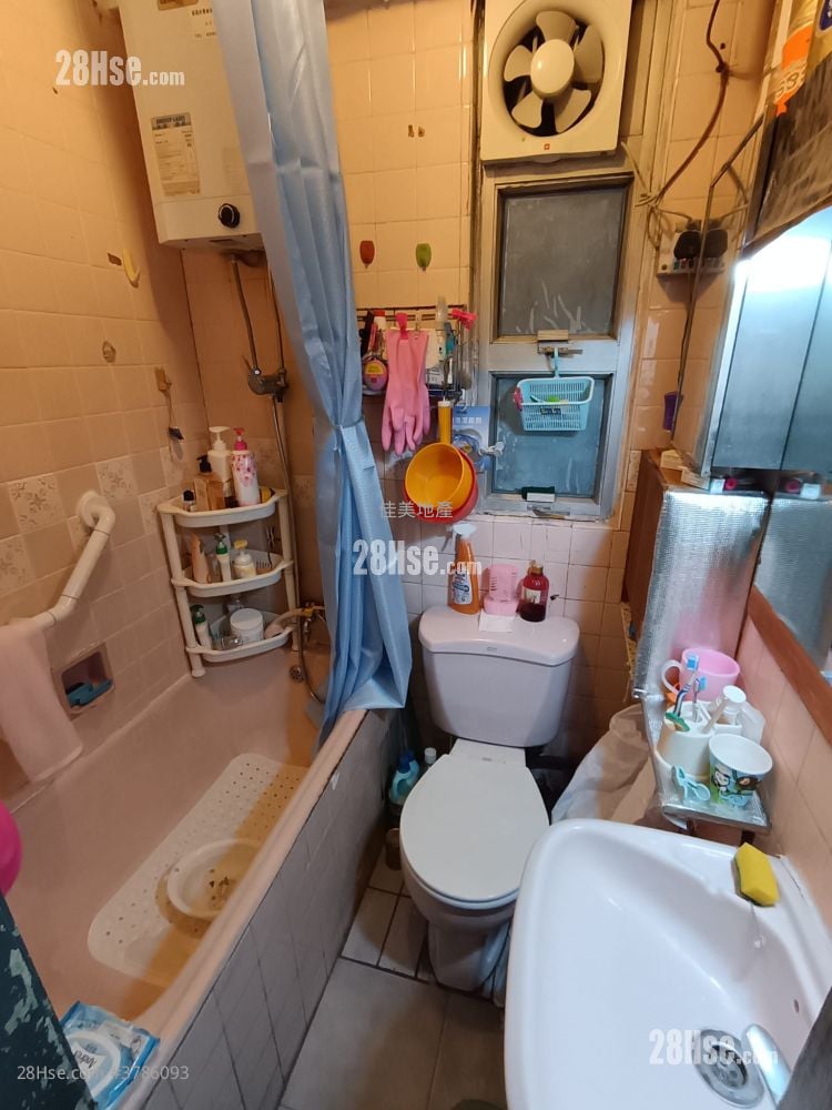 华景大厦 售盘 2 房 , 1 浴室 311 平方尺