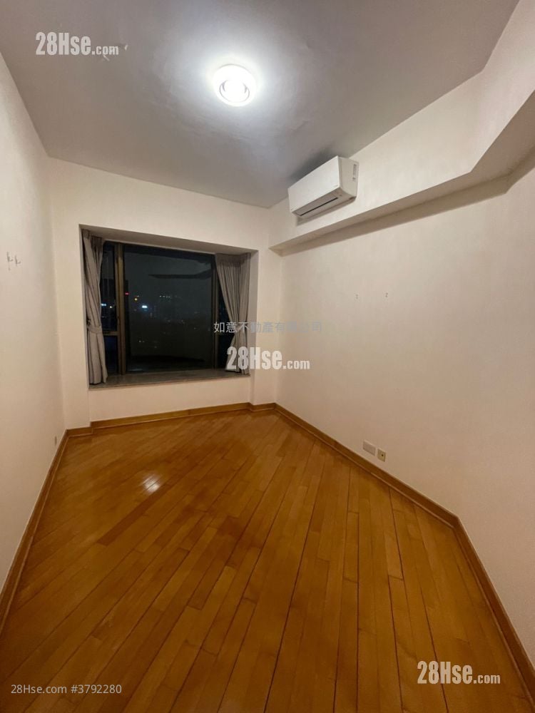 半岛豪庭 租盘 4 房 , 3 浴室 948 平方尺