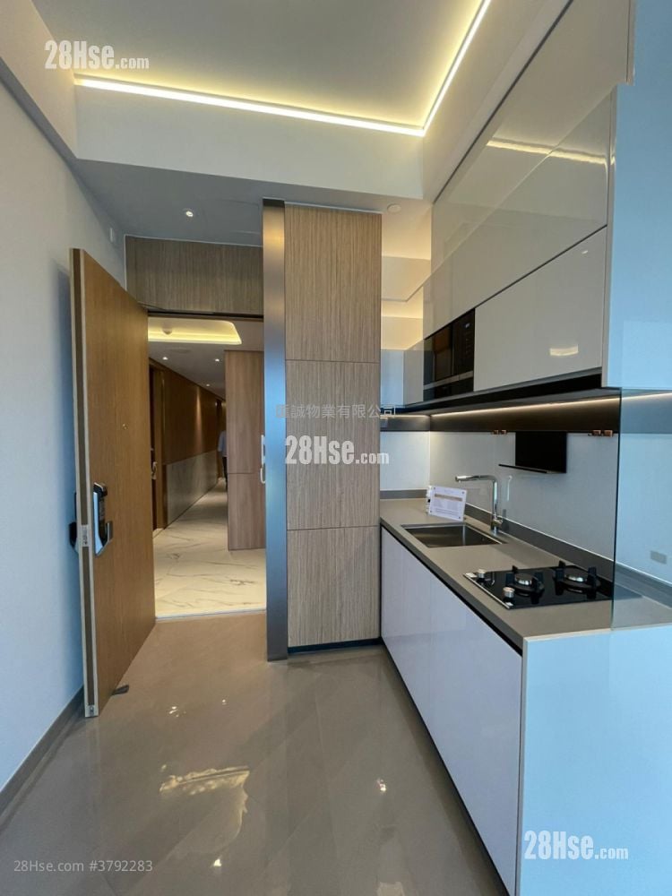 The Vantage Sell 2 Bedrooms , 2 Bathrooms 425 ft²