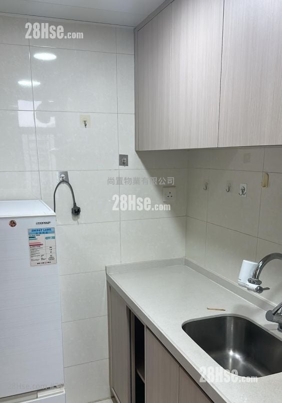 Nan Fung Sun Chuen Rental 2 Bedrooms , 1 Bathroom 391 ft²