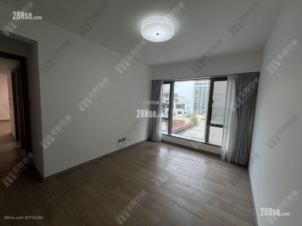 海日湾 租盘 3 房 1,067 平方尺