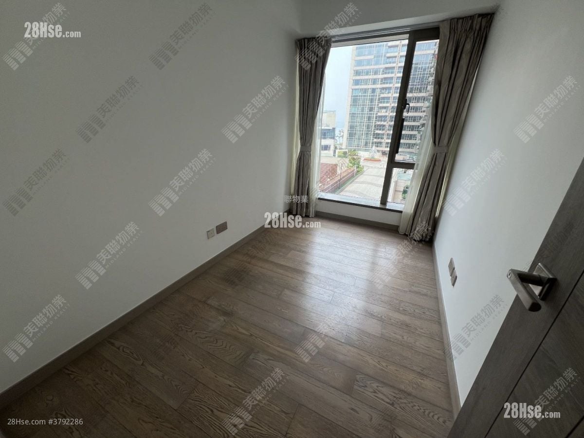 海日湾 租盘 3 房 1,067 平方尺