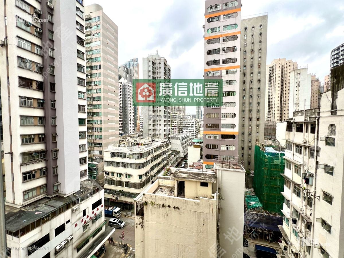 Comfort Mansion Sell 2 Bedrooms , 1 Bathroom 260 ft²