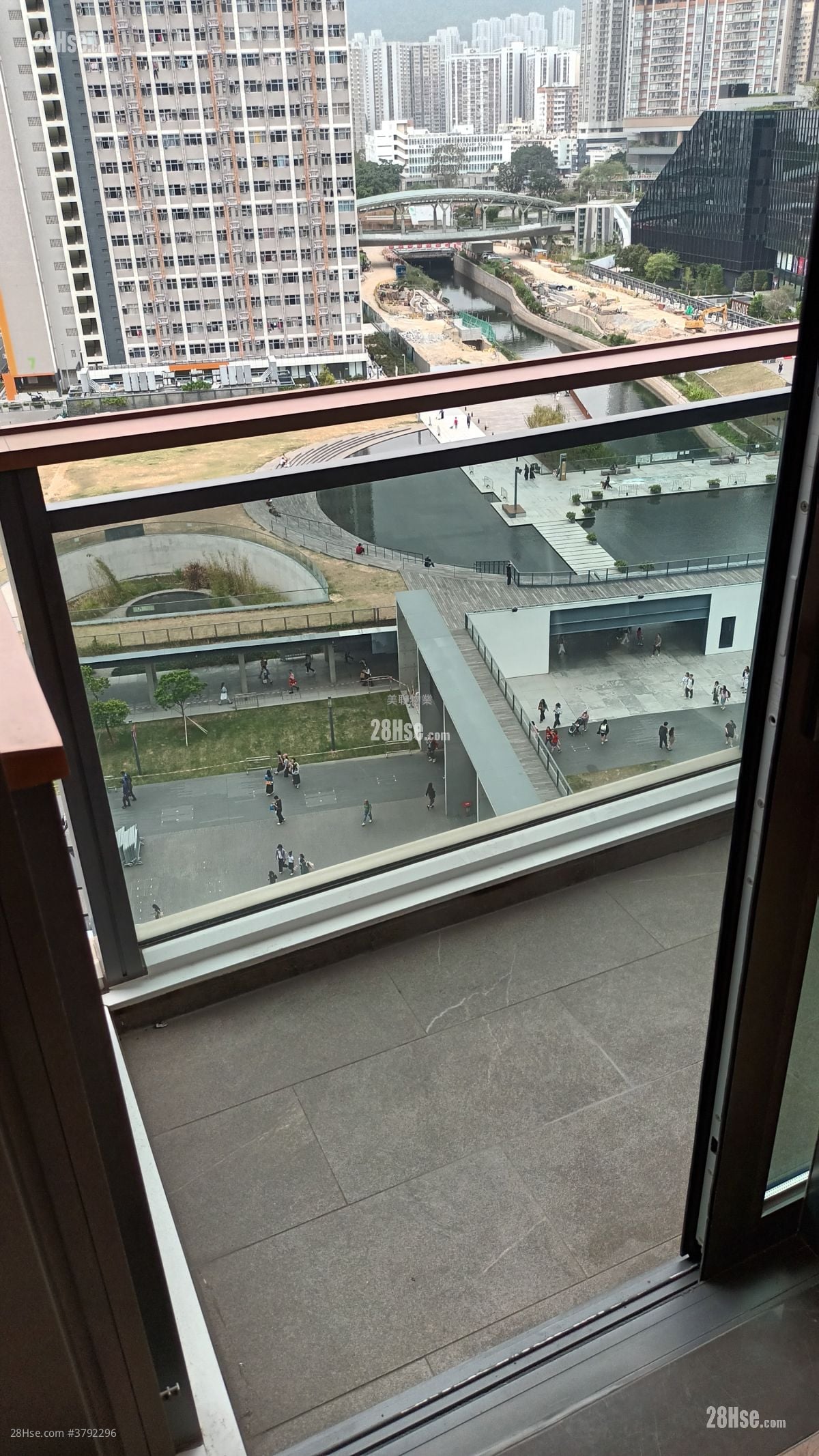 Upper River Bank Sell 3 Bedrooms , 1 Bathroom 760 ft²