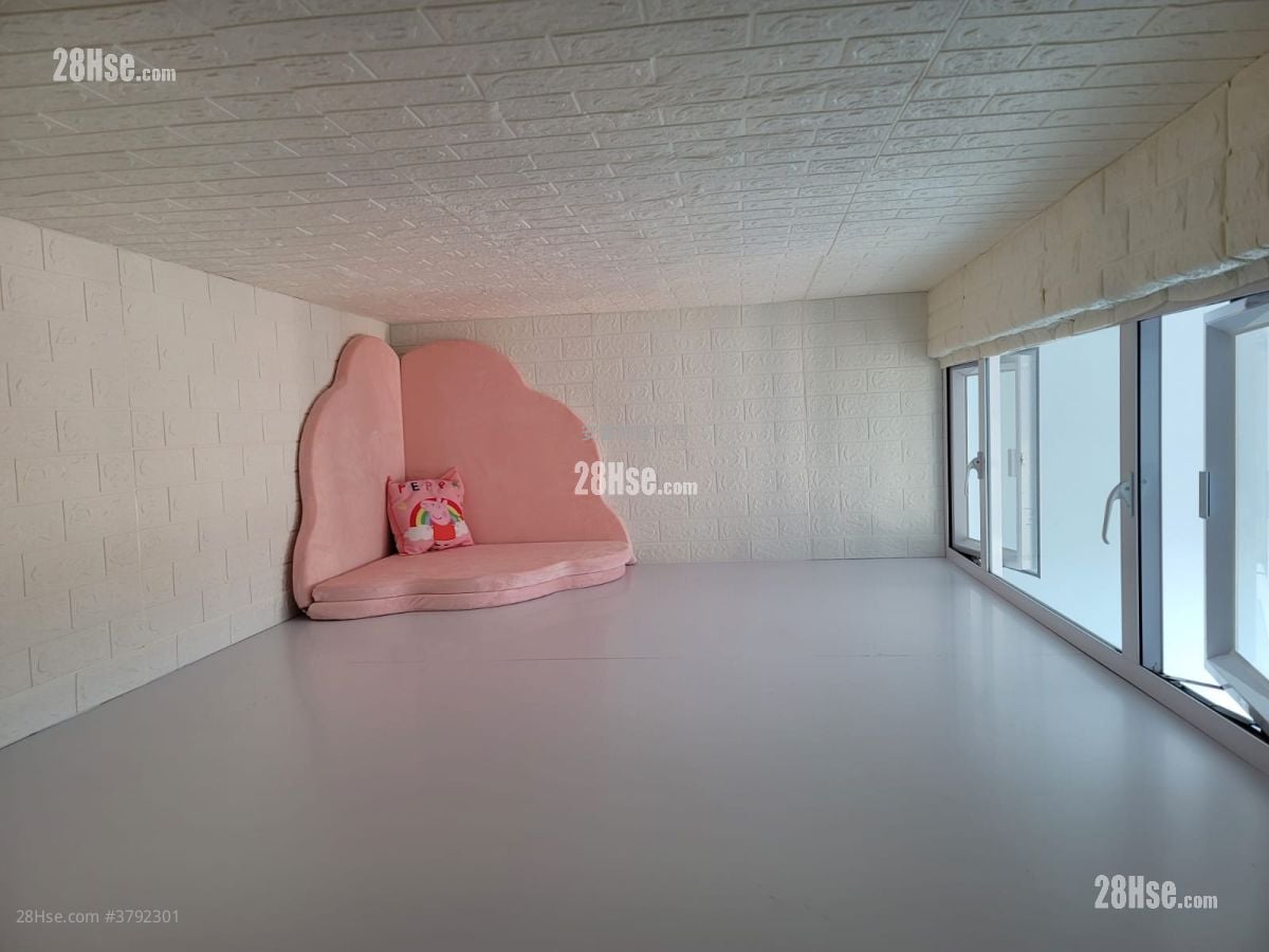 Serenity Park Sell 5+ Bedrooms , 2 Bathrooms 1,006 ft²