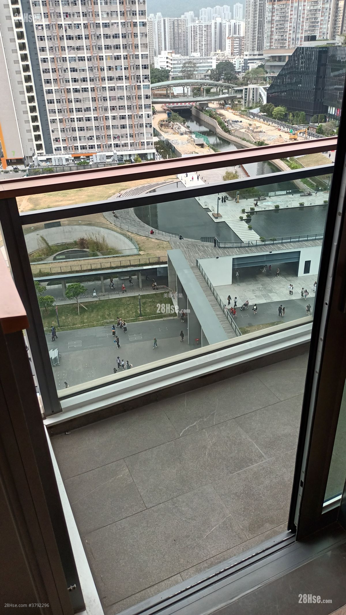 Upper River Bank Sell 3 Bedrooms , 1 Bathroom 760 ft²