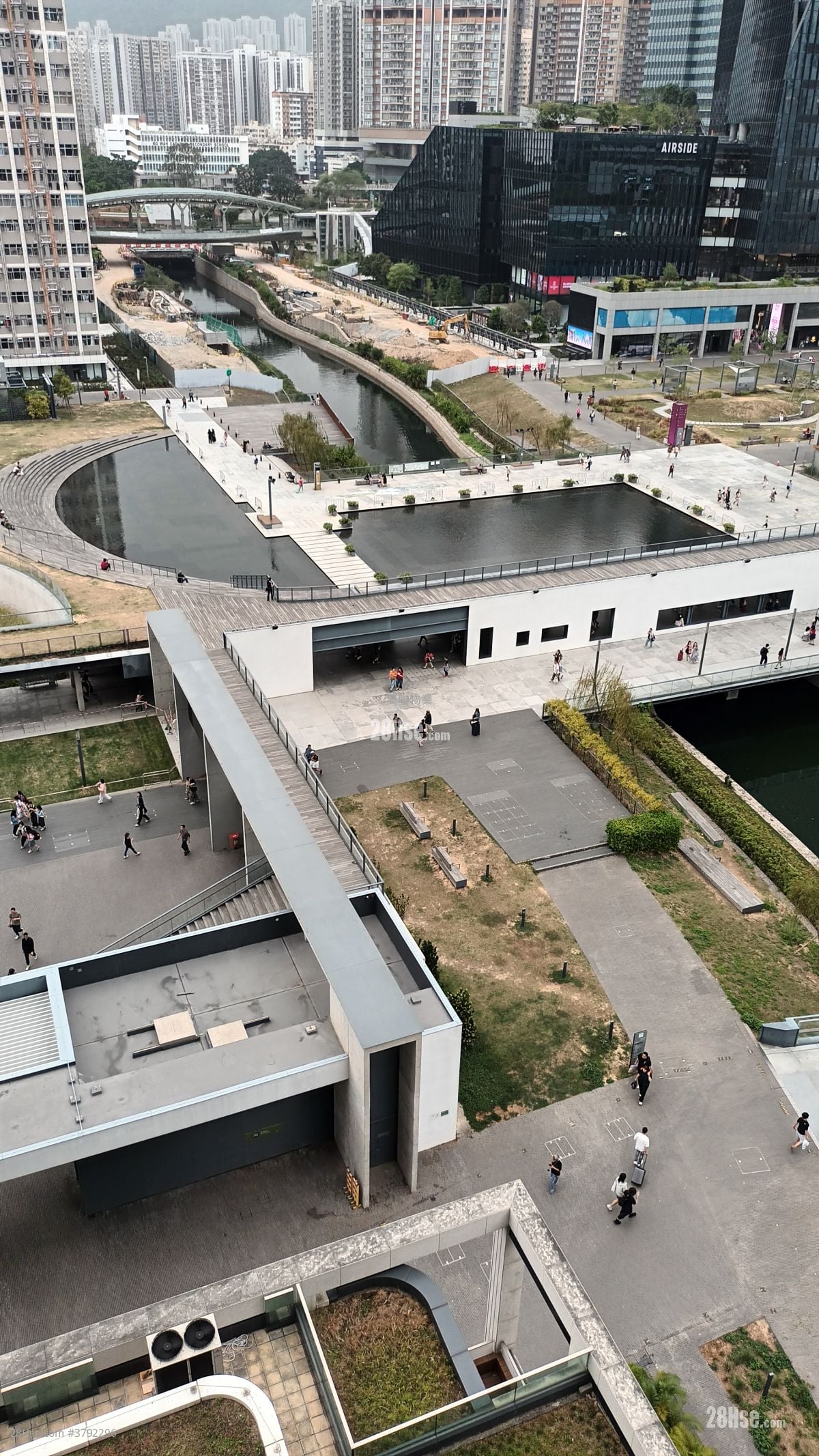 Upper River Bank Sell 3 Bedrooms , 1 Bathroom 760 ft²