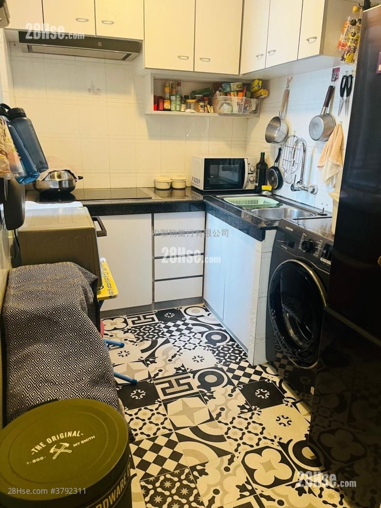 Ravana Garden Sell 3 Bedrooms , 1 Bathroom 544 ft²