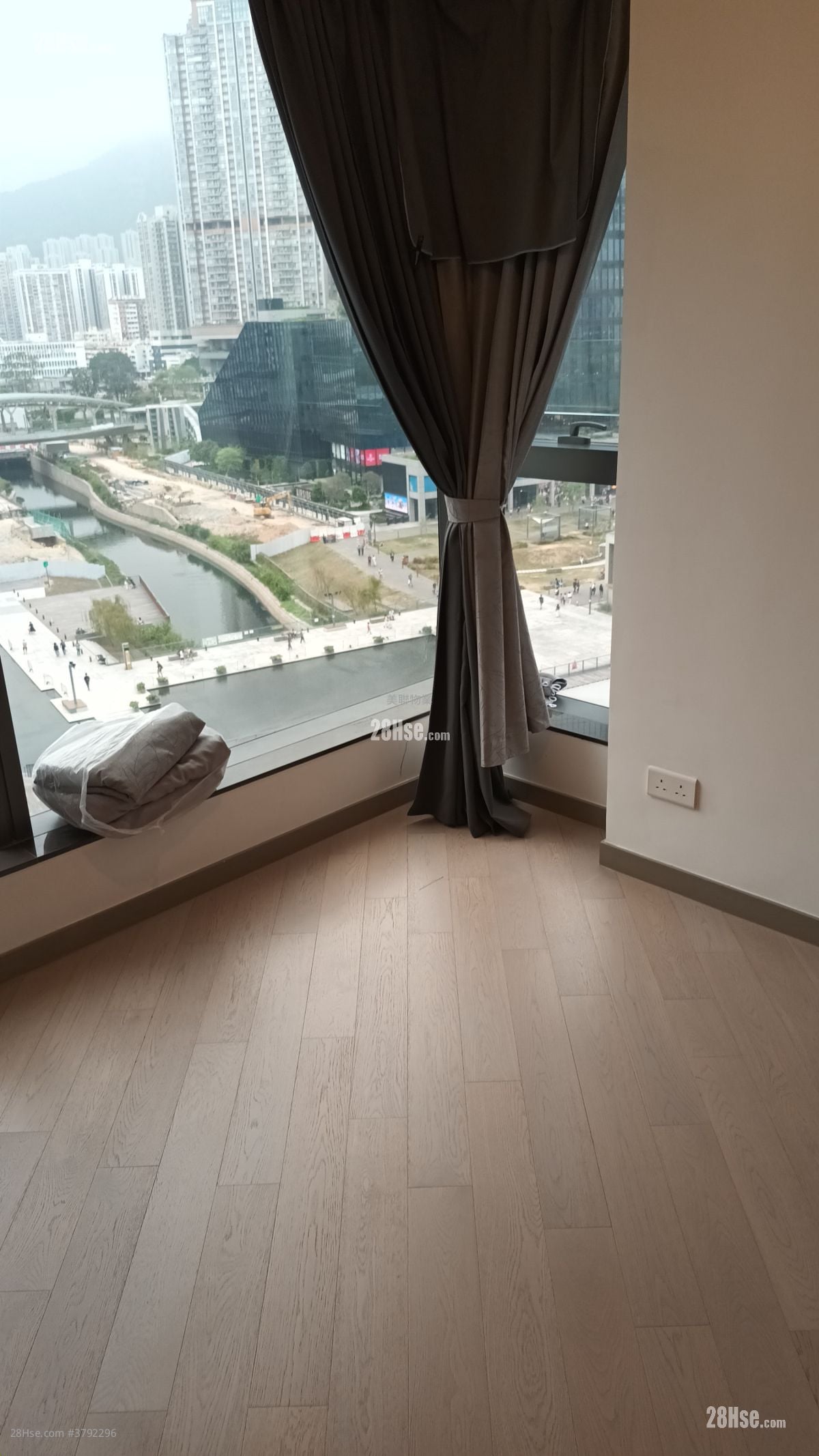 Upper River Bank Sell 3 Bedrooms , 1 Bathroom 760 ft²