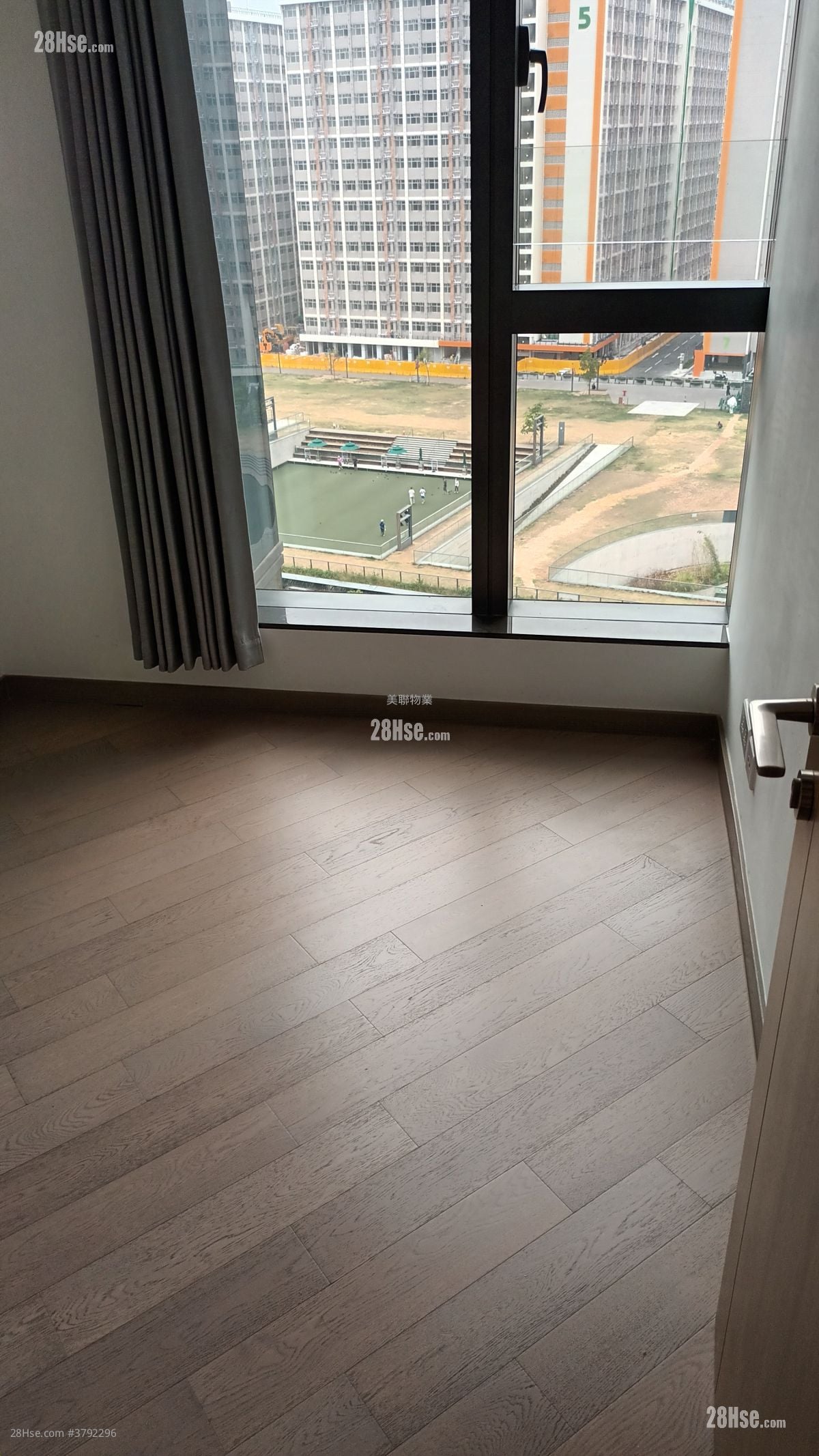 Upper River Bank Sell 3 Bedrooms , 1 Bathroom 760 ft²