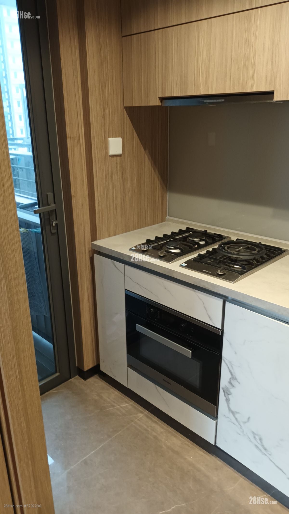 Upper River Bank Sell 3 Bedrooms , 1 Bathroom 760 ft²