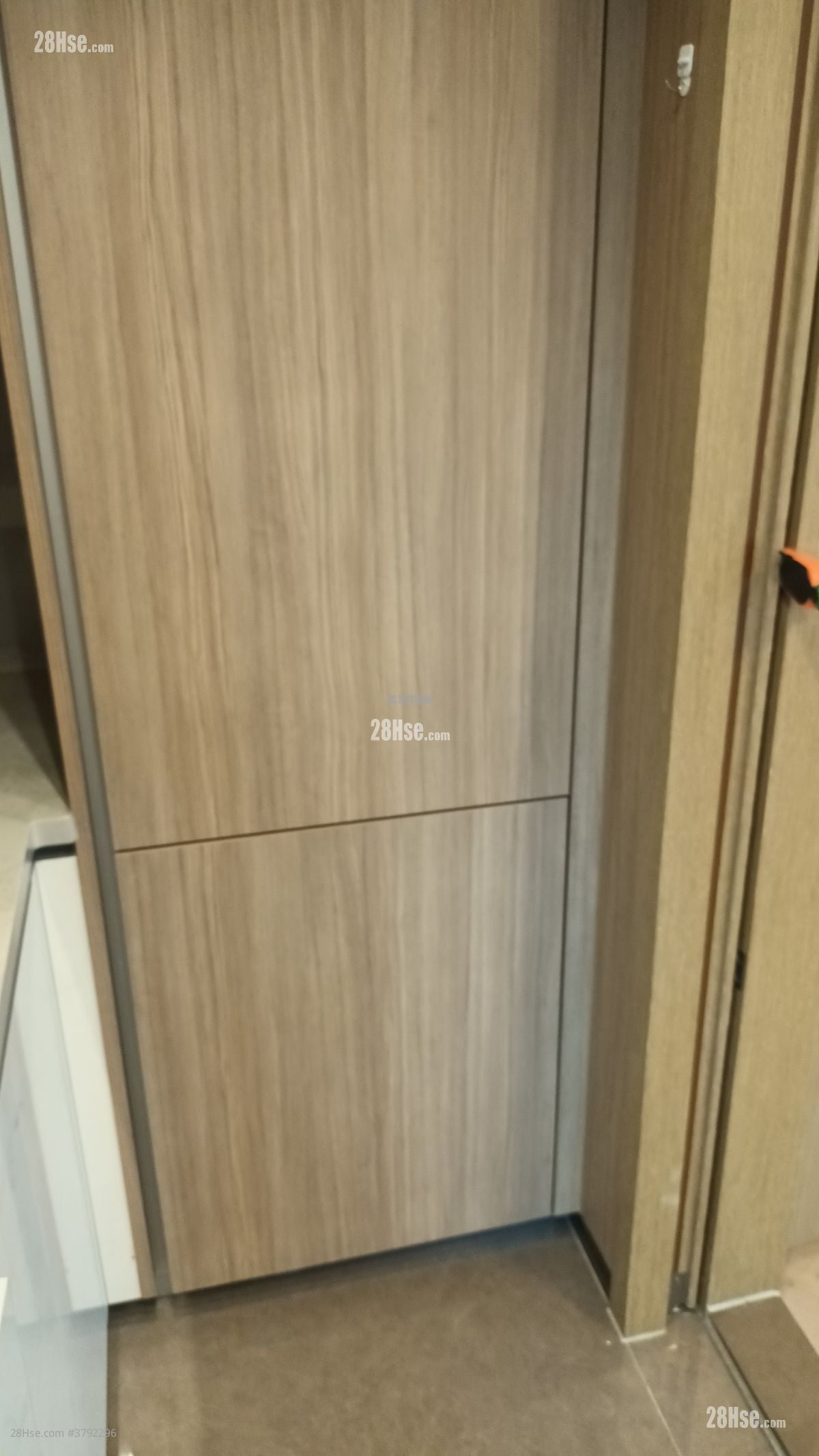 Upper River Bank Sell 3 Bedrooms , 1 Bathroom 760 ft²