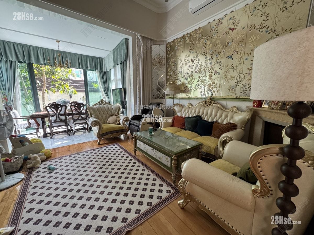 Royal Camellia Sell 3 Bedrooms 1,343 ft²