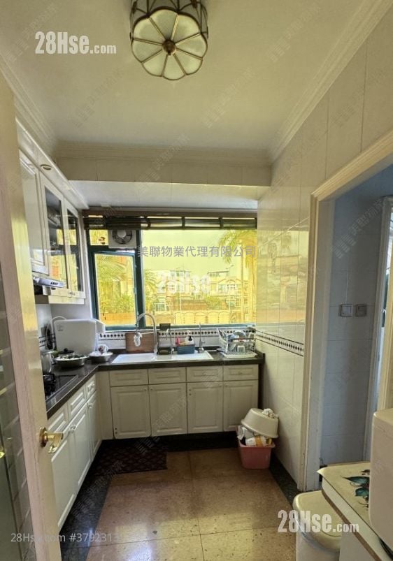 Royal Camellia Sell 3 Bedrooms 1,343 ft²