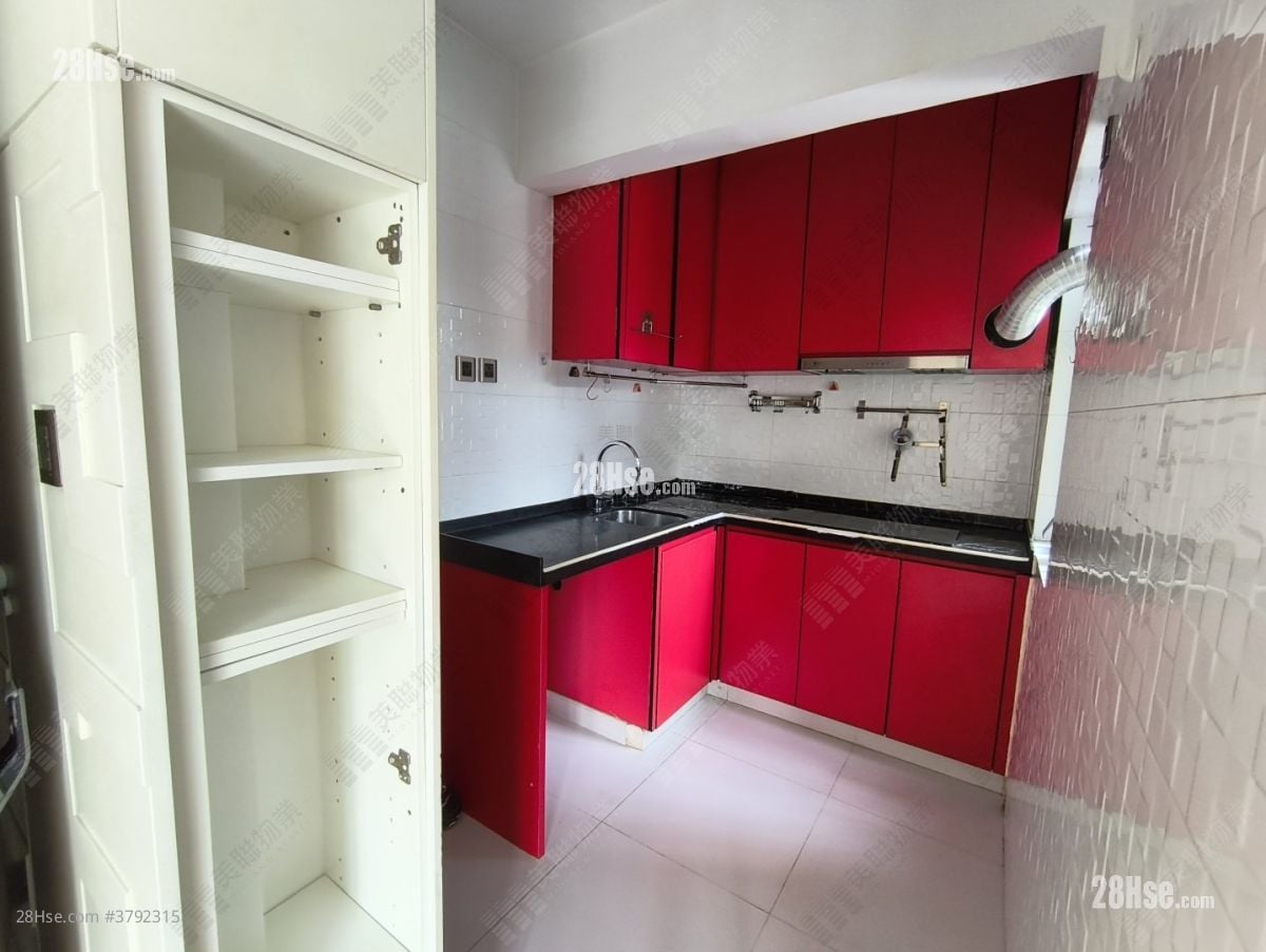 Goodrich Garden Sell 2 Bedrooms 367 ft²