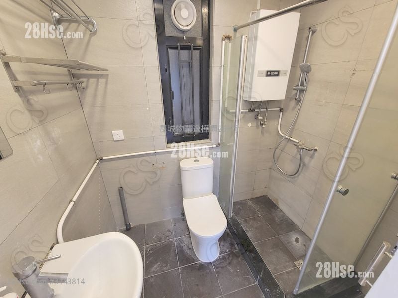 Kornhill Sell 2 Bedrooms , 1 Bathroom 522 ft²