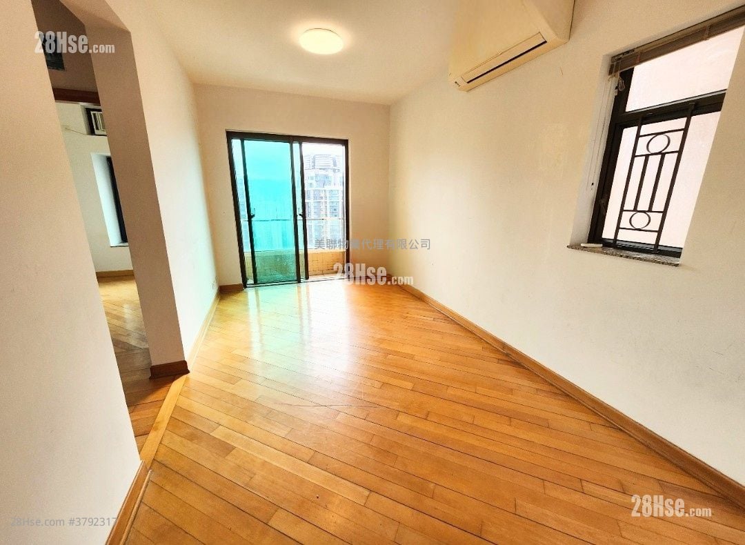 Liberte Sell 2 Bedrooms , 1 Bathroom 515 ft²