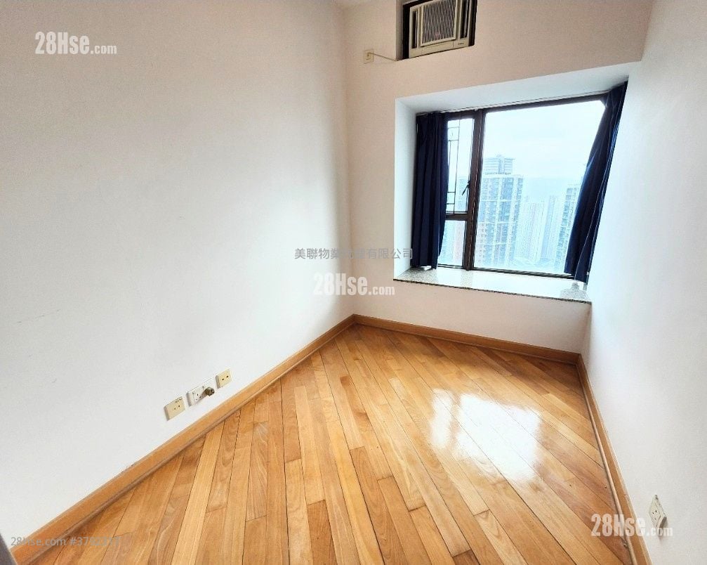 Liberte Sell 2 Bedrooms , 1 Bathroom 515 ft²