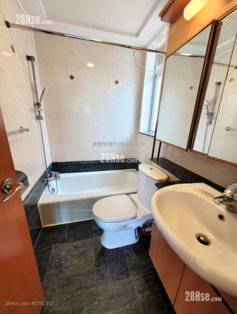 Liberte Sell 2 Bedrooms , 1 Bathroom 515 ft²