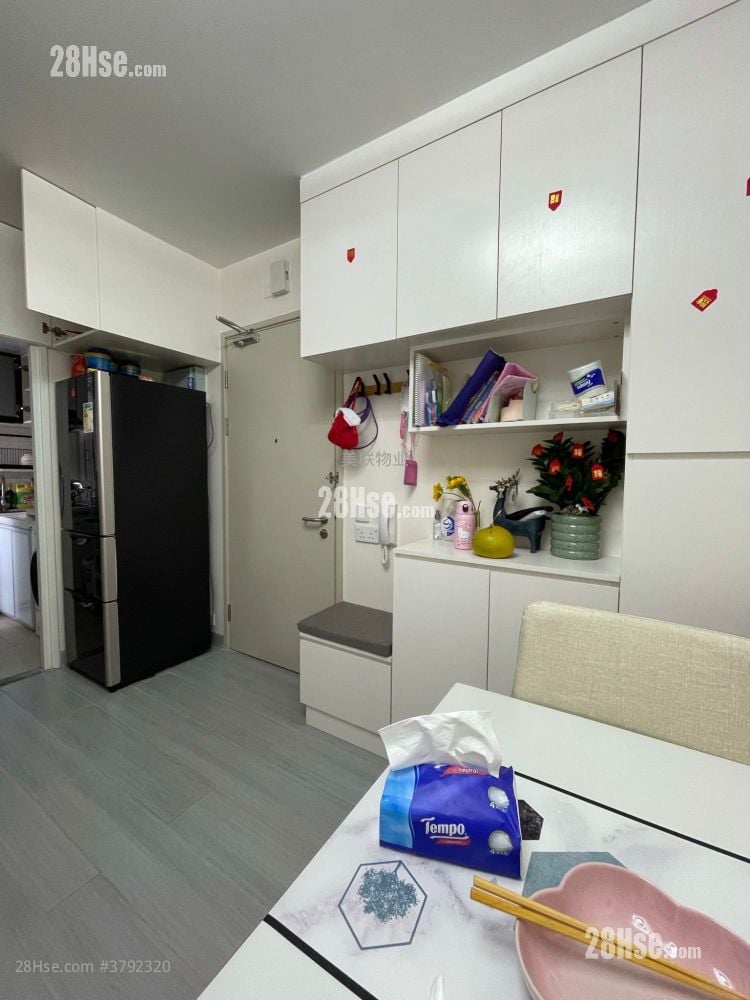 Ping Yan Court Sell 2 Bedrooms , 1 Bathroom 377 ft²