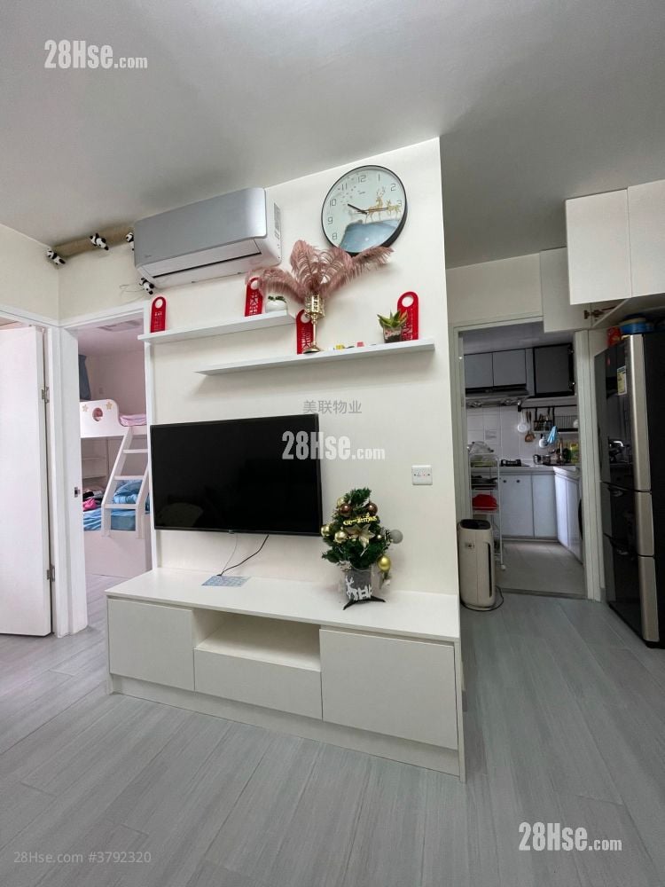 Ping Yan Court Sell 2 Bedrooms , 1 Bathroom 377 ft²