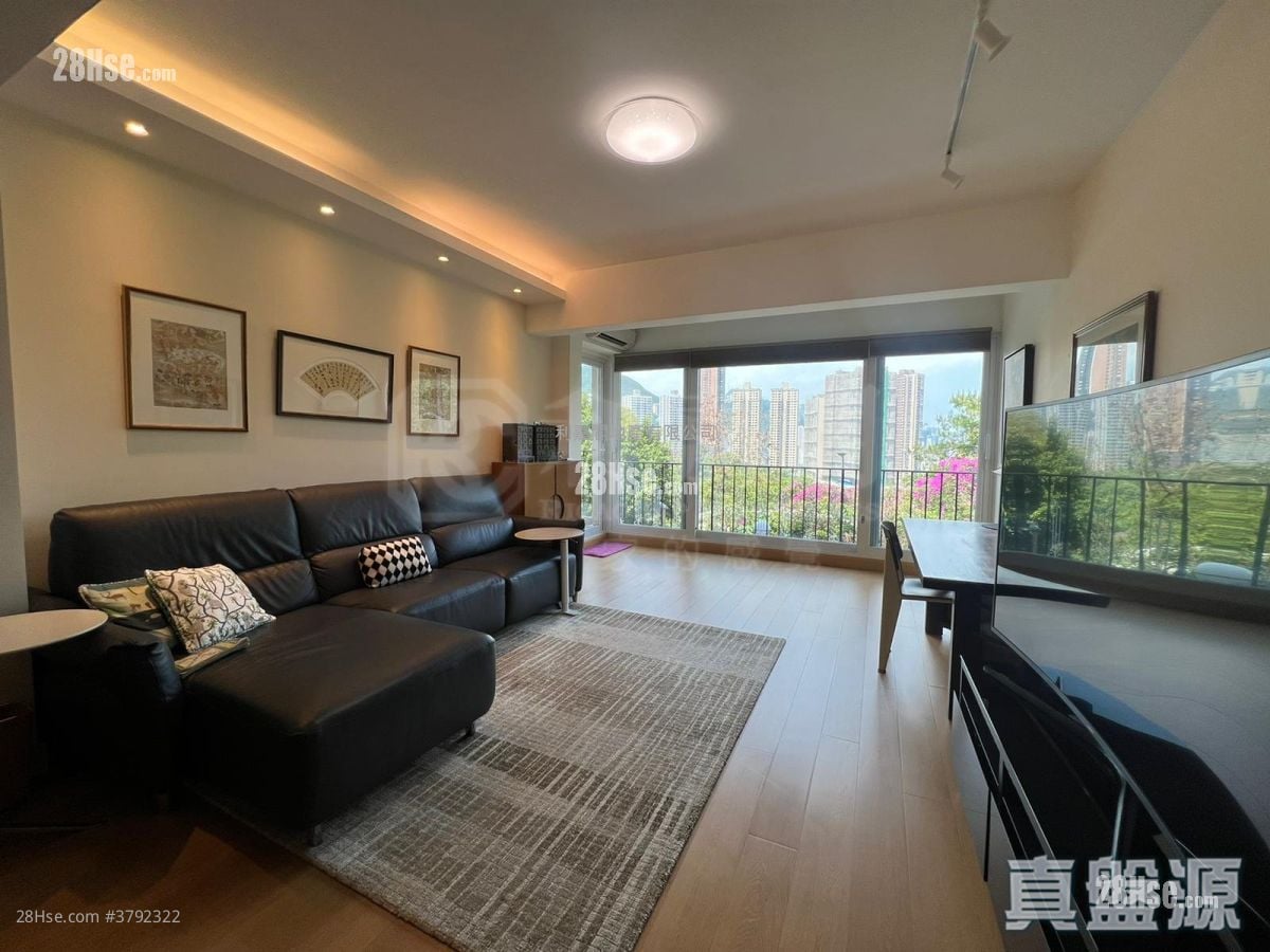 Swiss Towers Sell 3 Bedrooms , 3 Bathrooms 1,265 ft²