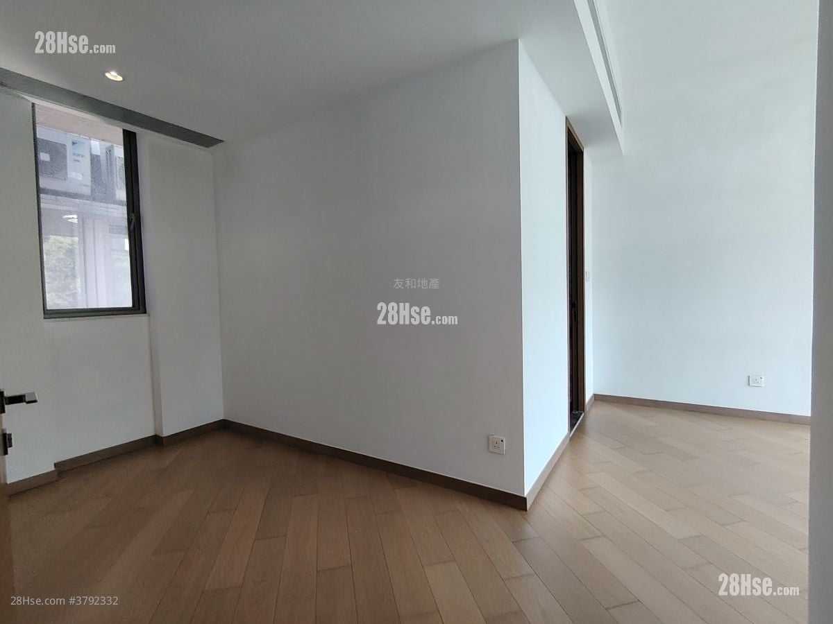 明寓 租盘 3 房 , 3 浴室 1,304 平方尺