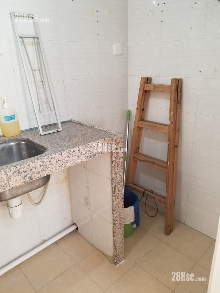 Fook Shun Building Rental 281 ft²