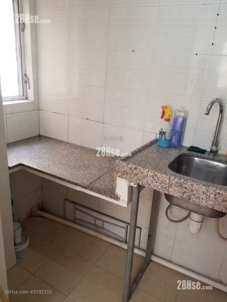 Fook Shun Building Rental 281 ft²