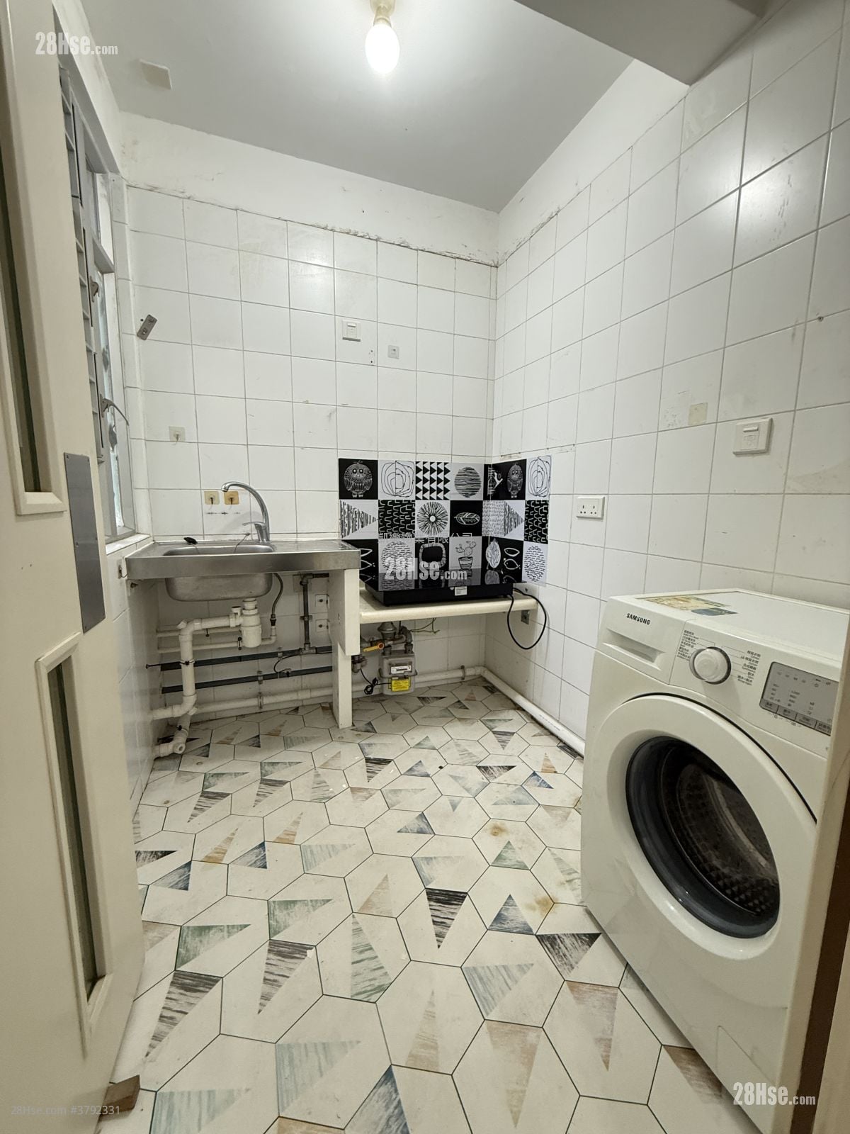 Lai Tsui Court Sell 1 Bedroom , 1 Bathroom 376 ft²