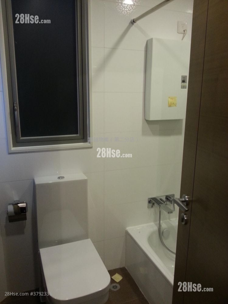 Ocean One Sell 2 Bedrooms , 2 Bathrooms 561 ft²