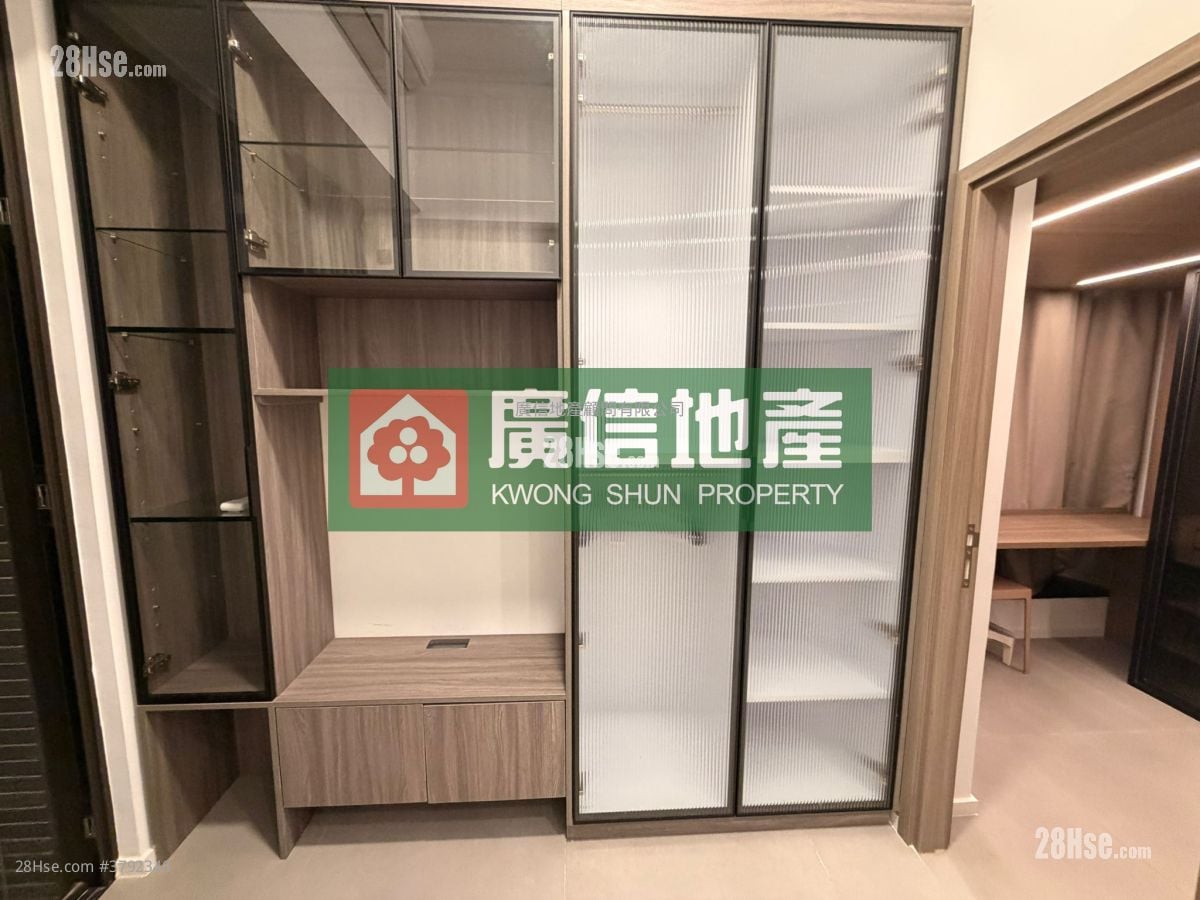 Larchwood Rental 1 Bedroom , 1 Bathroom 259 ft²