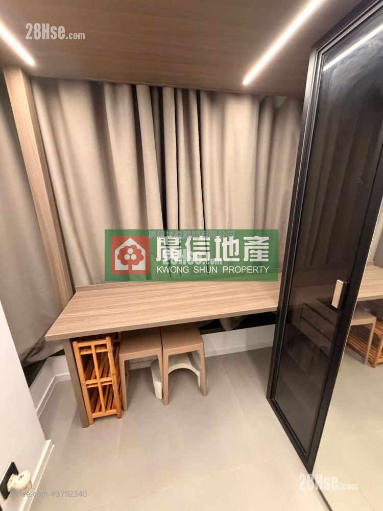 Larchwood Rental 1 Bedroom , 1 Bathroom 259 ft²