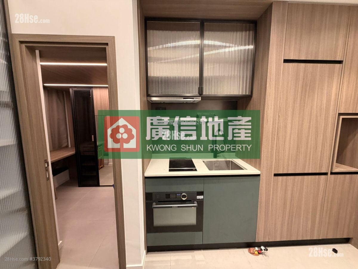 Larchwood Rental 1 Bedroom , 1 Bathroom 259 ft²