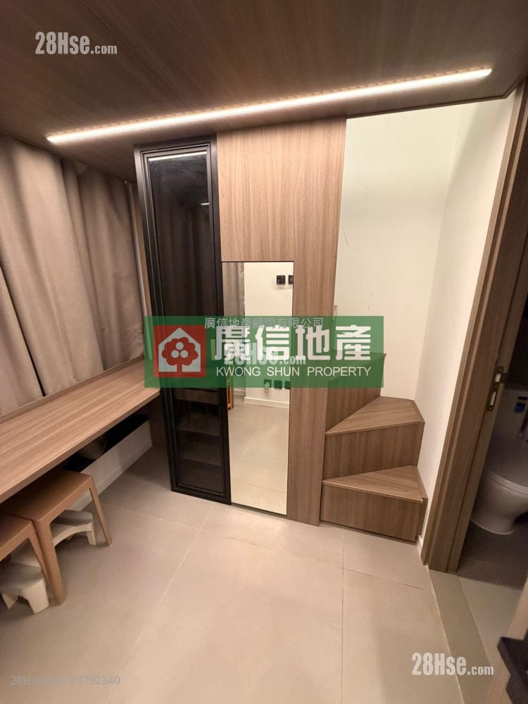 Larchwood Rental 1 Bedroom , 1 Bathroom 259 ft²