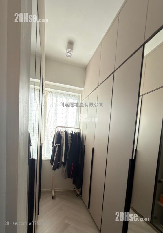 飞扬 售盘 3 房 , 2 浴室 722 平方尺