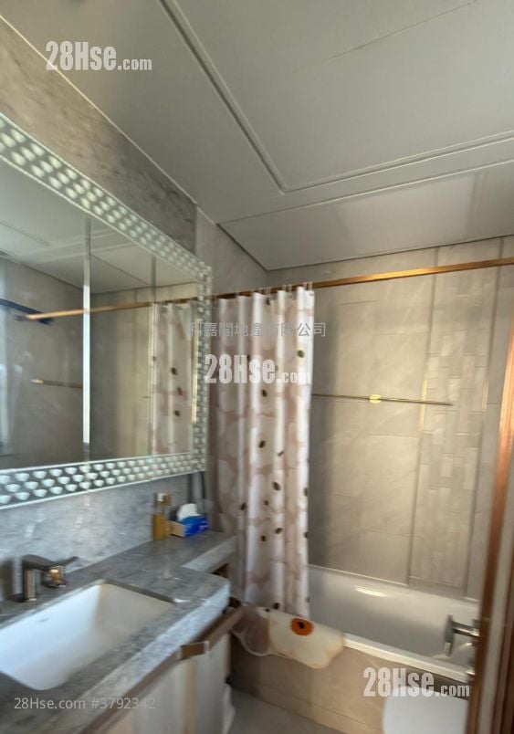 飞扬 售盘 3 房 , 2 浴室 722 平方尺